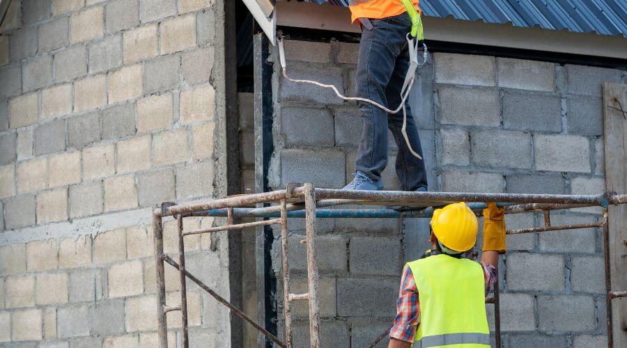 Professional residential roofers in Normanna, TX